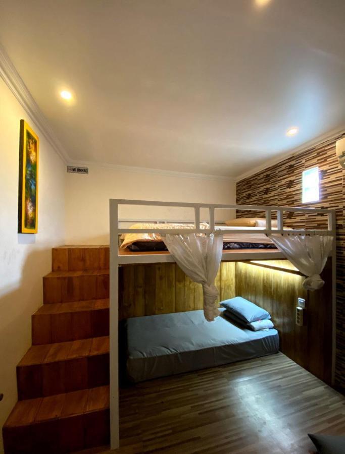 Dong Paloh Hostel Мундук Екстер'єр фото